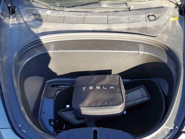 5YJ3E1EA0JF039597 - 2018 TESLA MODEL 3 GRAY photo 7