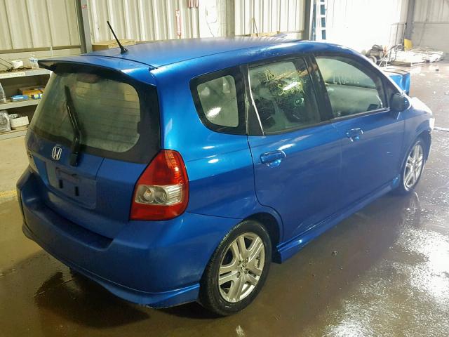 JHMGD38608S046049 - 2008 HONDA FIT BLUE photo 4