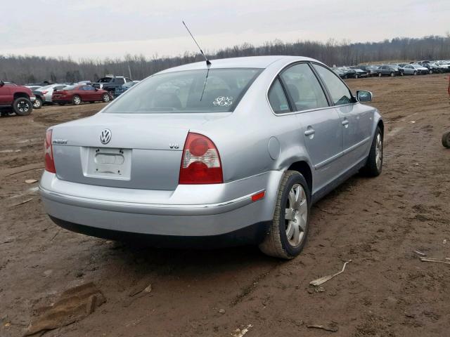 WVWRH63B62P030856 - 2002 VOLKSWAGEN PASSAT GLX GRAY photo 4