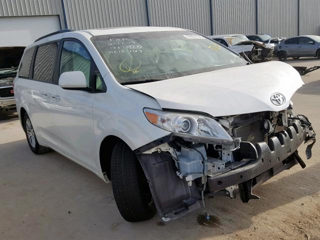 5TDYK3DC2FS636041 - 2015 TOYOTA SIENNA XLE WHITE photo 1