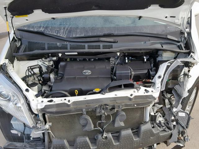 5TDYK3DC2FS636041 - 2015 TOYOTA SIENNA XLE WHITE photo 7