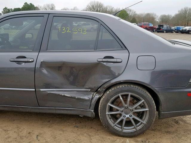 JTHBD192820044787 - 2002 LEXUS IS 300 GRAY photo 9