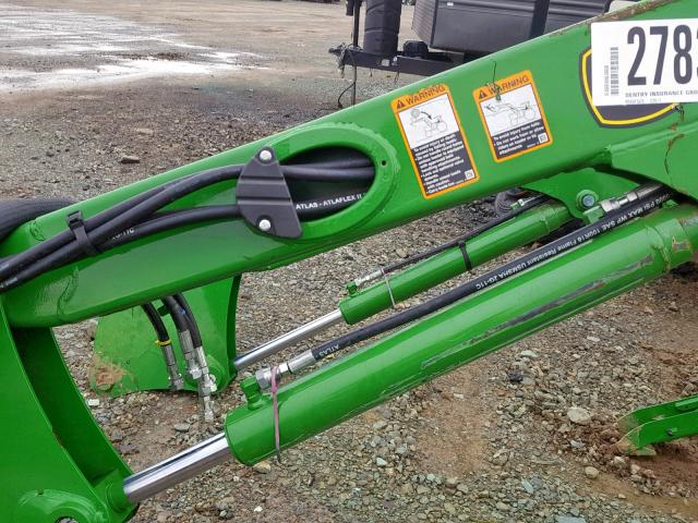 1P0H240XCFD015209 - 2015 JOHN DEERE LOAD FORKS GREEN photo 8