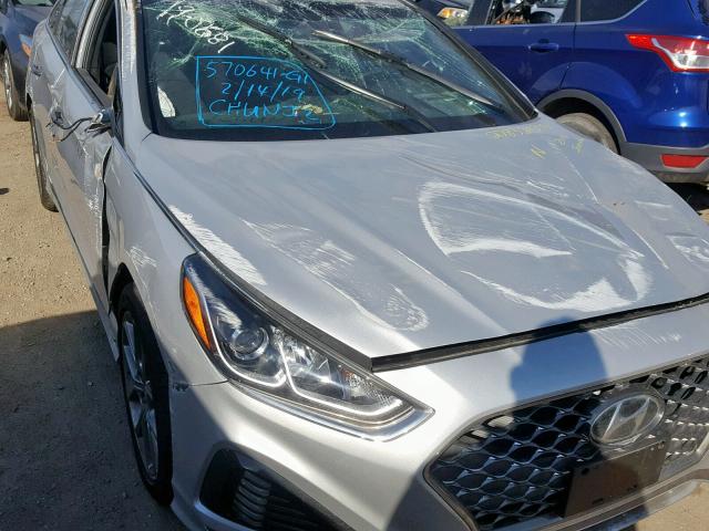 5NPE34AB9JH658604 - 2018 HYUNDAI SONATA SPO SILVER photo 9