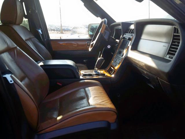 5LMJJ3J56BEJ04732 - 2011 LINCOLN NAVIGATOR BLACK photo 5