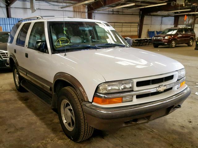 1GNDT13WXX2218208 - 1999 CHEVROLET BLAZER WHITE photo 1