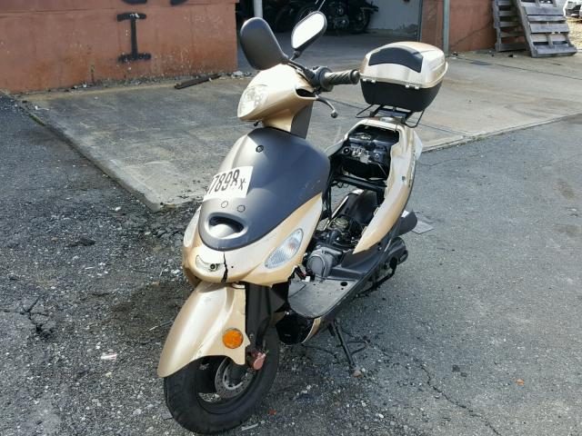 19NTEACB9H1002936 - 2017 TAO SCOOTER GOLD photo 2