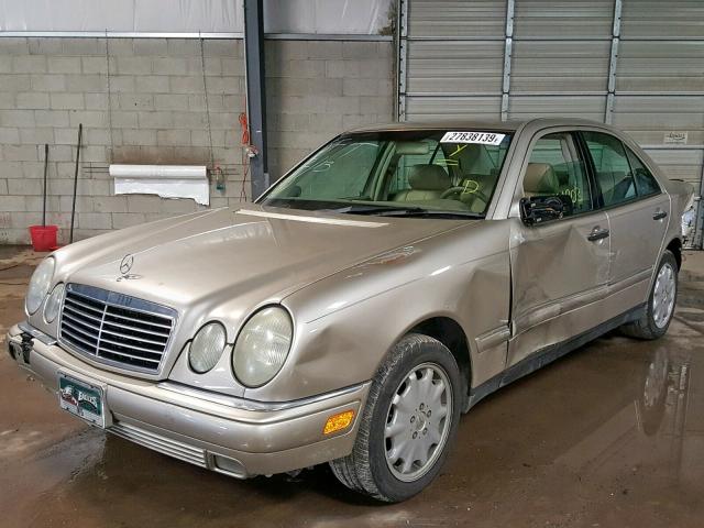 WDBJF25H9XA886769 - 1999 MERCEDES-BENZ E 300TD BEIGE photo 2