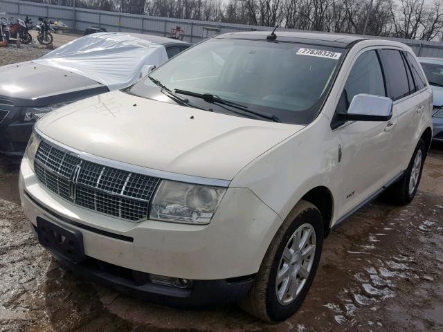 2LMDU68C98BJ25094 - 2008 LINCOLN MKX WHITE photo 2