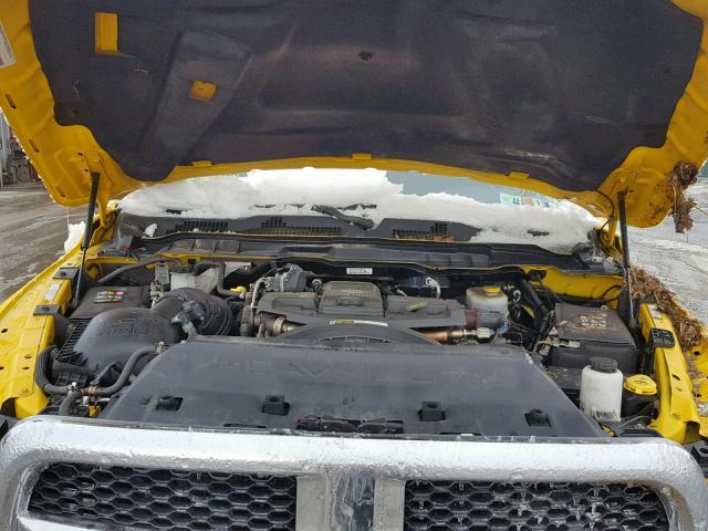 3C6UR5CL8DG570718 - 2013 RAM 2500 ST YELLOW photo 7