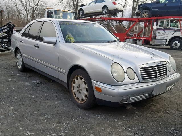 WDBJF65H6XA734780 - 1999 MERCEDES-BENZ E 320 SILVER photo 1