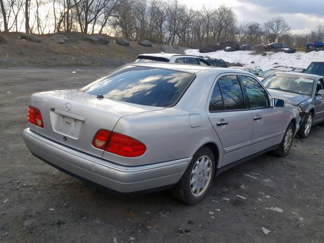 WDBJF65H6XA734780 - 1999 MERCEDES-BENZ E 320 SILVER photo 4