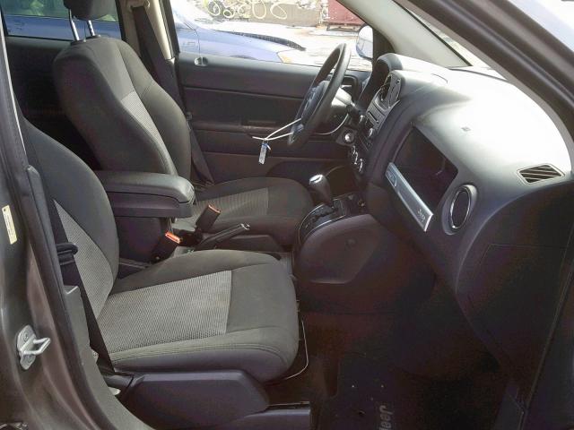 1C4NJDBB5ED591743 - 2014 JEEP COMPASS SP 灰色 照片 5