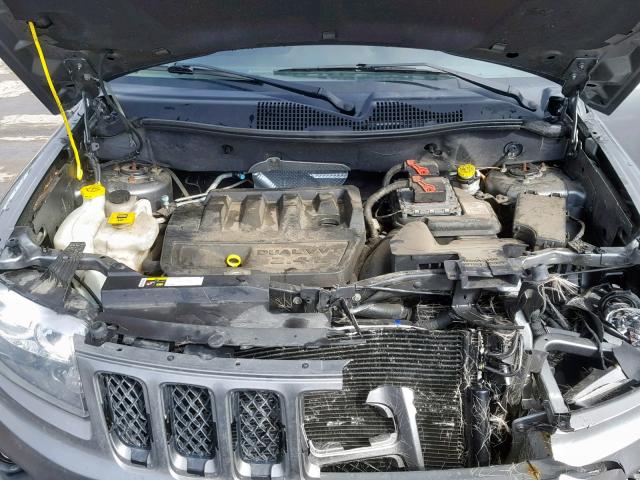 1C4NJDBB5ED591743 - 2014 JEEP COMPASS SP 灰色 照片 7