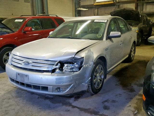 1FAHP24WX8G136282 - 2008 FORD TAURUS SEL SILVER photo 2