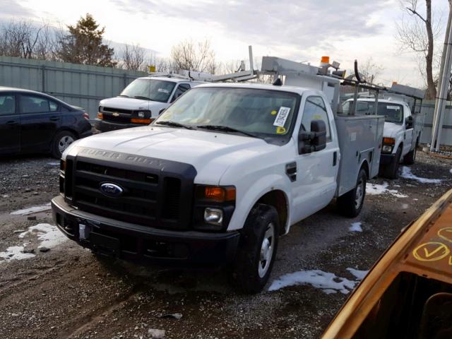 1FDSF30598EC15701 - 2008 FORD F350 SRW S WHITE photo 2