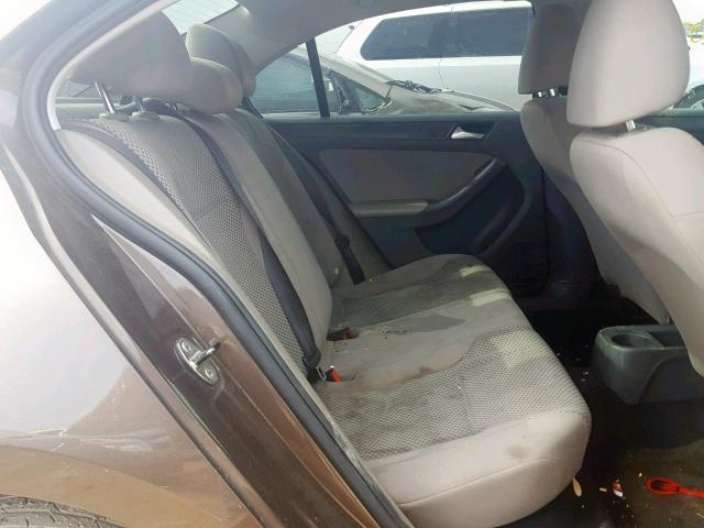 3VW2K7AJ6DM402320 - 2013 VOLKSWAGEN JETTA BASE 棕色 照片 6