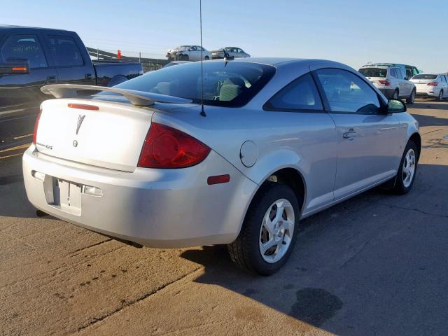 1G2AL18F277279743 - 2007 PONTIAC G5 SILVER photo 4