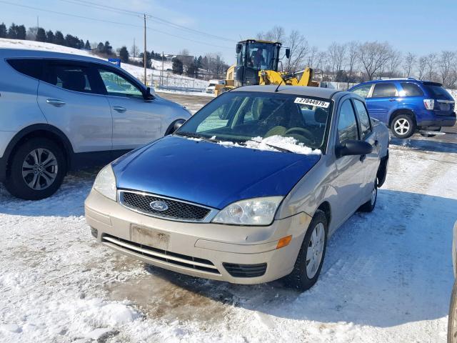 1FAHP34N46W131451 - 2006 FORD FOCUS ZX4 TAN photo 2