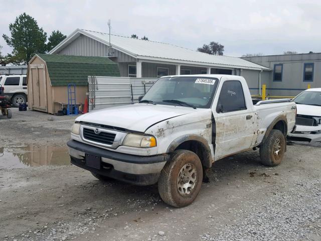 4F4YR13V6YTM11846 - 2000 MAZDA B3000 WHITE photo 2