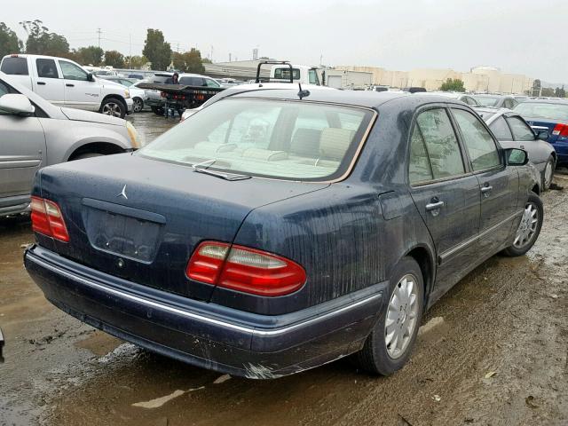 WDBJF65J2YB155851 - 2000 MERCEDES-BENZ E 320 BLUE photo 4