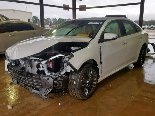 4T1BK1EB9JU272863 - 2018 TOYOTA AVALON XLE WHITE photo 2
