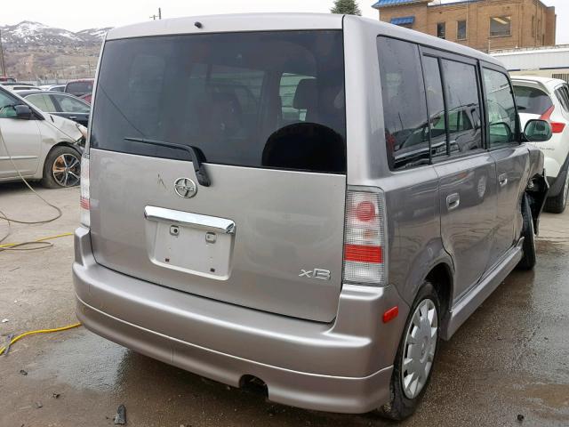 JTLKT324764128002 - 2006 TOYOTA SCION XB GRAY photo 4