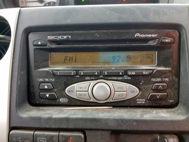 JTLKT324764128002 - 2006 TOYOTA SCION XB GRAY photo 9