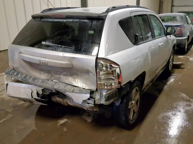 1J4NF4FBXAD628169 - 2010 JEEP COMPASS SP 银色 照片 4