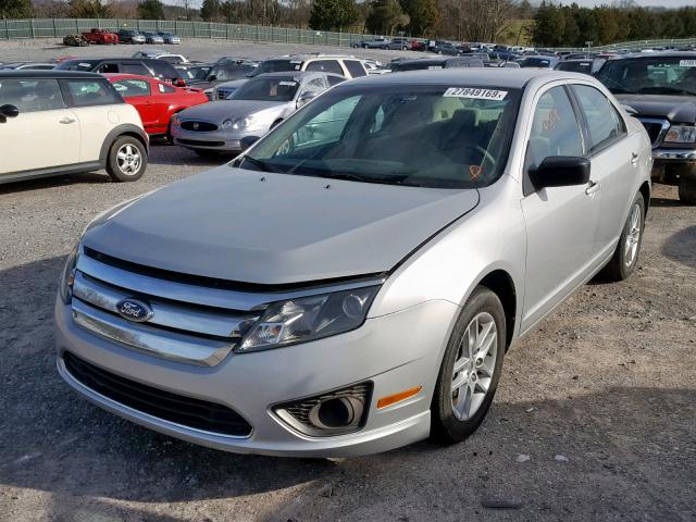 3FAHP0GA2AR282145 - 2010 FORD FUSION S SILVER photo 2