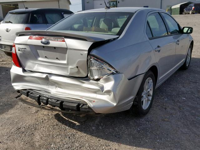 3FAHP0GA2AR282145 - 2010 FORD FUSION S SILVER photo 4