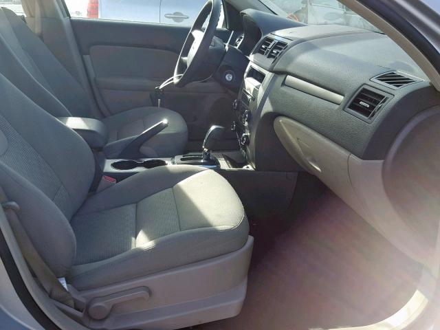 3FAHP0GA2AR282145 - 2010 FORD FUSION S SILVER photo 5