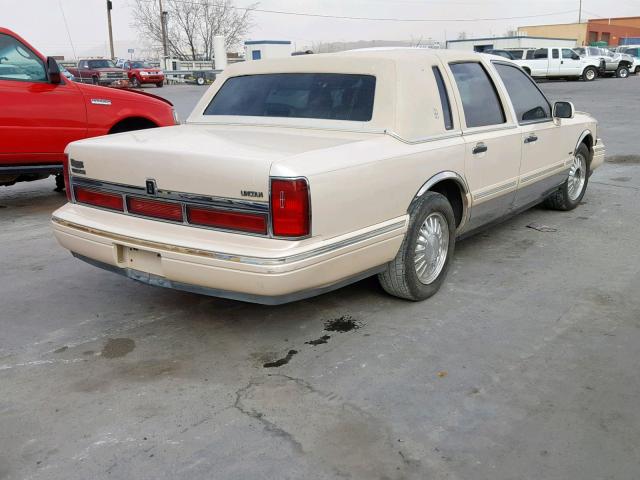 1LNLM83W0TY699101 - 1996 LINCOLN TOWN CAR C CREAM photo 4