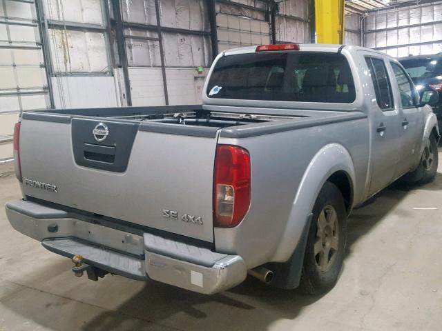 1N6AD09W97C464426 - 2007 NISSAN FRONTIER C SILVER photo 4