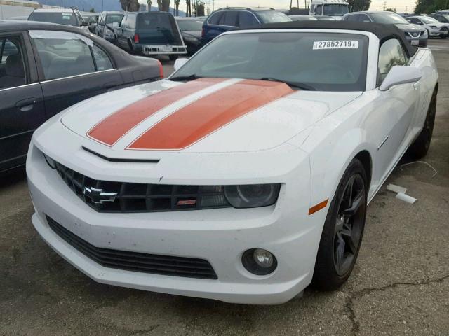 2G1FJ3DJ2B9170065 - 2011 CHEVROLET CAMARO SS WHITE photo 2