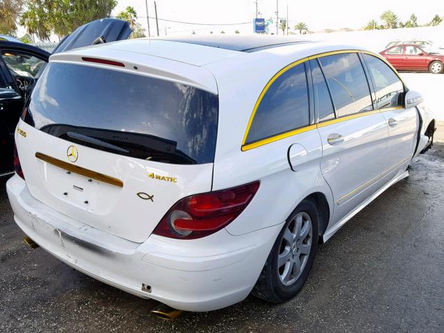 4JGCB65E87A051860 - 2007 MERCEDES-BENZ R 350 WHITE photo 4