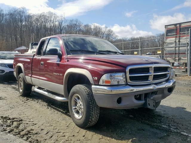 1B7GG22NXYS711686 - 2000 DODGE DAKOTA BURGUNDY photo 1