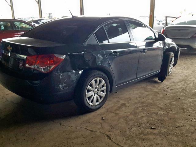 1G1PC5SH7B7238629 - 2011 CHEVROLET CRUZE LS BLACK photo 4