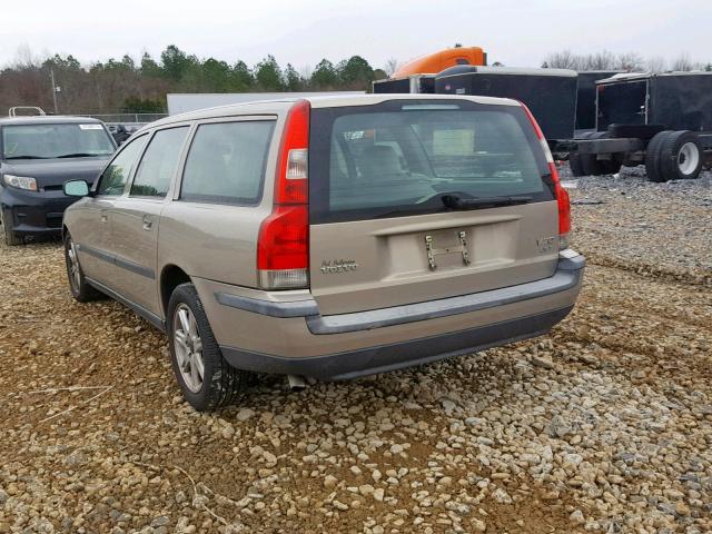 YV1SW59V842371558 - 2004 VOLVO V70 FWD GOLD photo 3