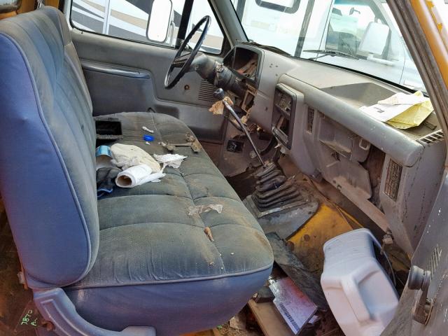 2FDJF371XHCA84640 - 1987 FORD F350 WHITE photo 6