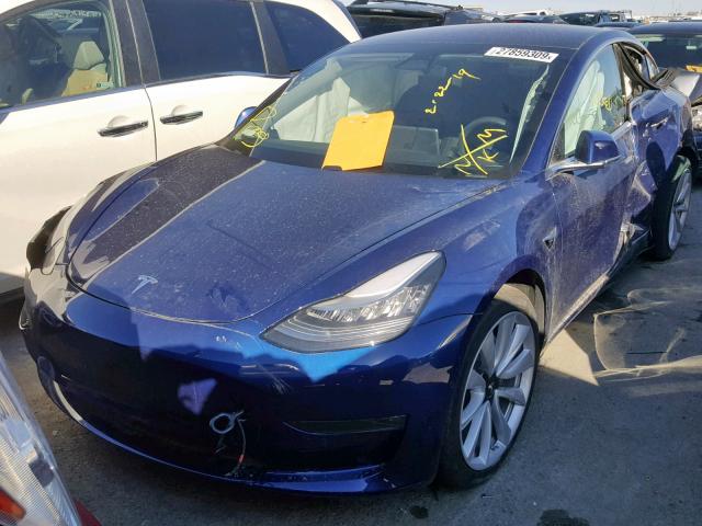 5YJ3E1EBXJF185482 - 2018 TESLA MODEL 3 BLUE photo 2