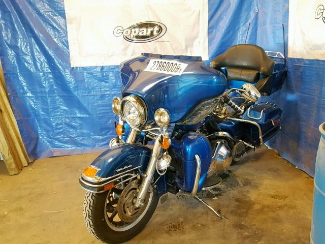 1HD1FCW135Y665907 - 2005 HARLEY-DAVIDSON FLHTCUI BLUE photo 2