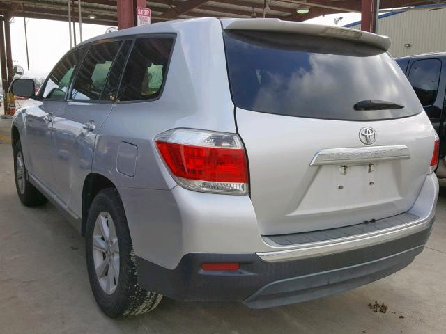 5TDZA3EH7DS041488 - 2013 TOYOTA HIGHLANDER WHITE photo 3