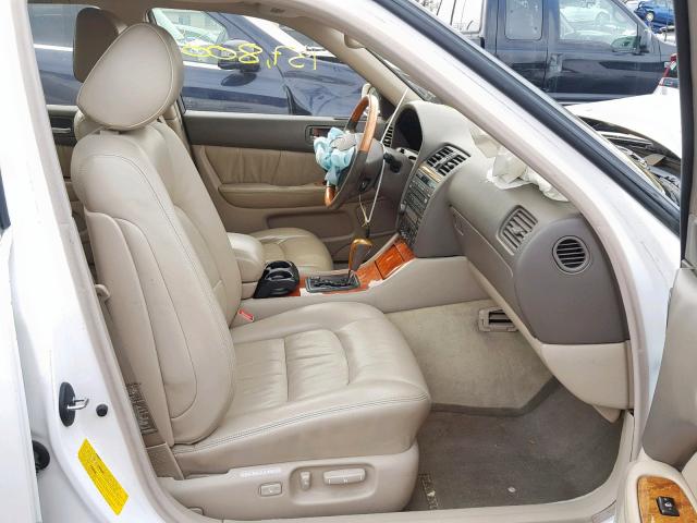 JT8BH28F9Y0173726 - 2000 LEXUS LS 400 WHITE photo 5