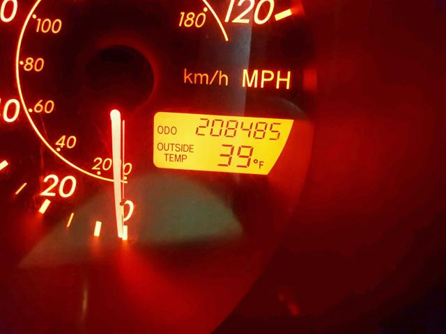 2T1KR32E73C047366 - 2003 TOYOTA MATRIX 银色 照片 8