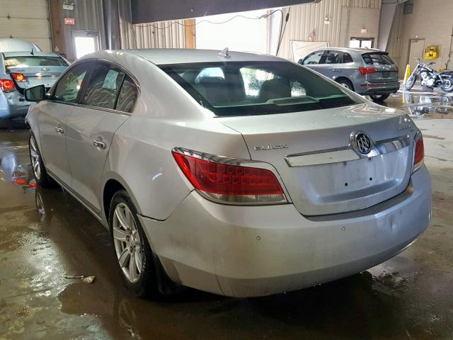 1G4GC5EG8AF133978 - 2010 BUICK LACROSSE C SILVER photo 3