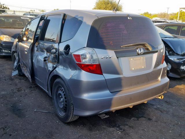 JHMGE8H27AS002840 - 2010 HONDA FIT GRAY photo 3