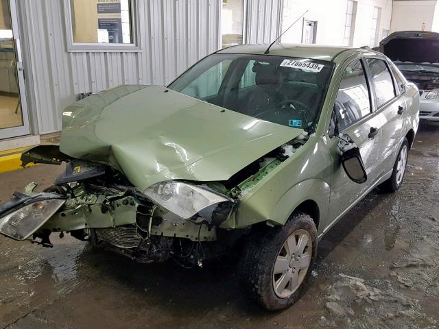 1FAFP34NX7W336183 - 2007 FORD FOCUS ZX4 GREEN photo 2