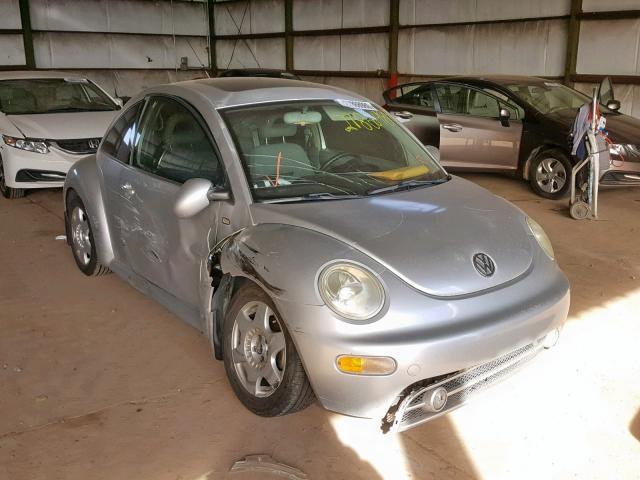 3VWCP21C41M441980 - 2001 VOLKSWAGEN NEW BEETLE SILVER photo 1