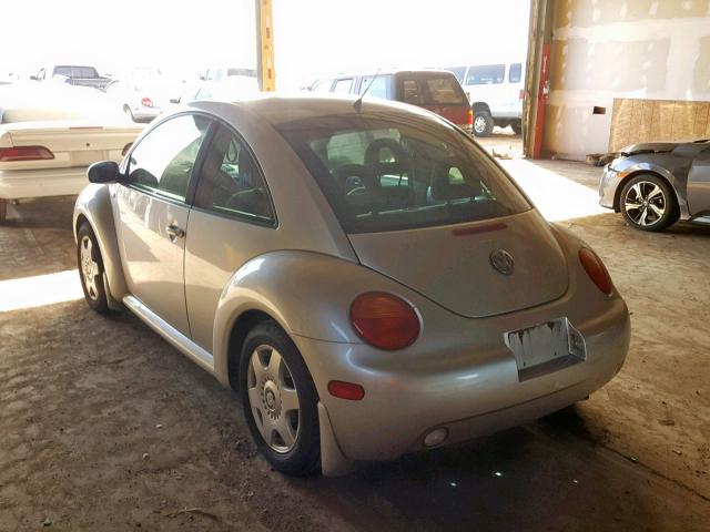 3VWCP21C41M441980 - 2001 VOLKSWAGEN NEW BEETLE SILVER photo 3